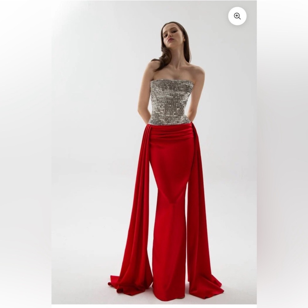 Elegant Silver and Red Strapless Wedding Dress
